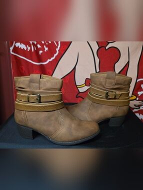 Mid Calf Boots With Buckle Strap Side Zipper Size 10.5